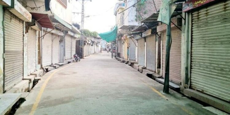 آزاد کشمیر میں شٹرڈاؤن ہڑتال، کاروباری مراکز، پبلک ٹرانسپورٹ اور بازار بند