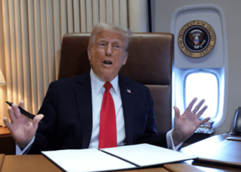 امریکیوں کو بیرون ملک ٹھیکوں کیلئے غیر ملکیوں کو رشوت دینے کے دروازے کھل گئے