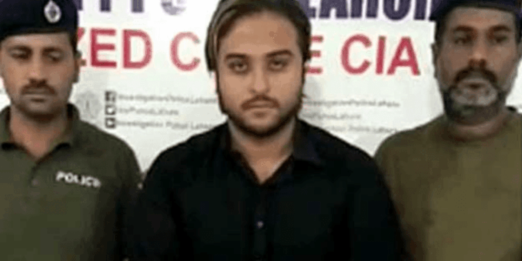 پولیس یونیفارم کی تضحیک کا معاملہ، ٹک ٹاکر کاشف ضمیر کیخلاف مقدمہ درج