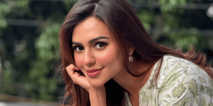 شیخ مجیب کی سوانح حیات میں ’حسینہ‘ کا کردار نبھانے والی بنگلہ دیشی اداکارہ گرفتار