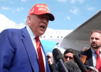 امریکا ایران پر حملہ کب کرے گا؟ ٹرمپ نے ڈیڈلائن دے دی