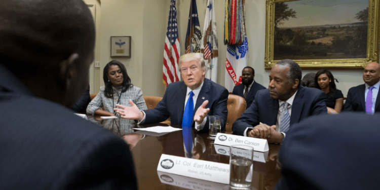 ٹرمپ نے رواں ماہ کو امریکی سیاہ فام افراد کے نام کردیا