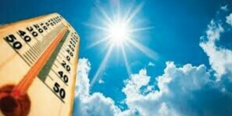 ملک میں کہیں گرمی اور حبس ، کہیں بارش کی پیشگوئی