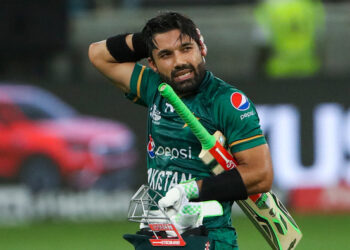 نیوزی لینڈ سے شکست کی ہیٹ ٹرک پر رضوان صفائیوں پر اتر آئے