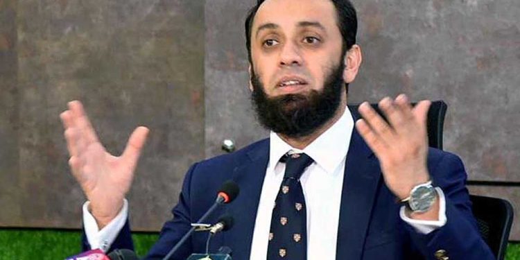 لگتا ہے بشریٰ بی بی کو وزیراعلیٰ کے پی ہاؤس سے نکال دیا جائے گا، عطا تارڑ