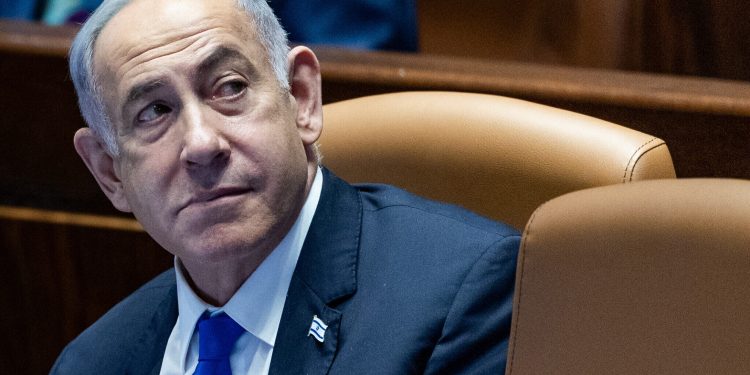 اسرائیلی وزیراعظم خیلئے کئی ممالک کے دروازے بند، دورے پر گرفتاری کا امکان