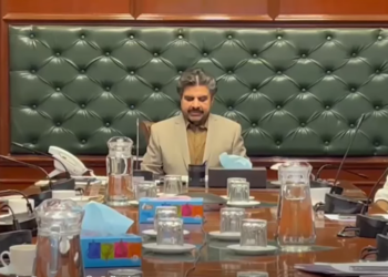 صوبائی وزیر بلدیات سید ناصر حسین شاہ نے کمشنر کراچی کے دفتر میں ایک اعلی سطحی اجلاس کی صدارت کی