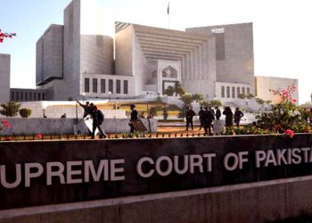 سپریم کورٹ آف پاکستان میں آرٹیکل 63 اے کی تشریح کے خلاف نظرثانی اپیلوں پر سماعت آج پھر ہوگی۔