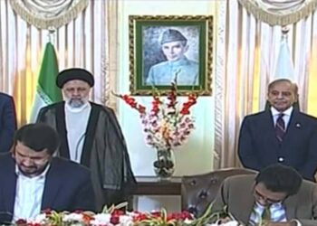 پاکستان اور ایران کے درمیان 8ایم او یوز پر دستخط